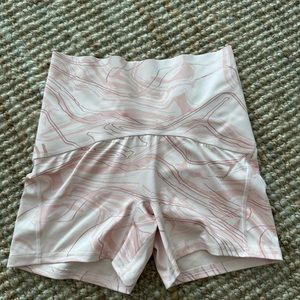 Light Pink Gymshark spandex with scrunched butt